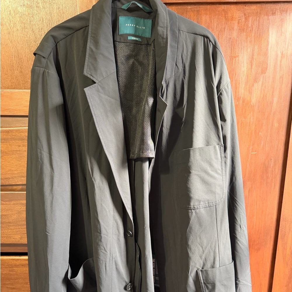 NWT Perry Ellis Black Trench Coat Men's L Topcoat Knee Length Old Money